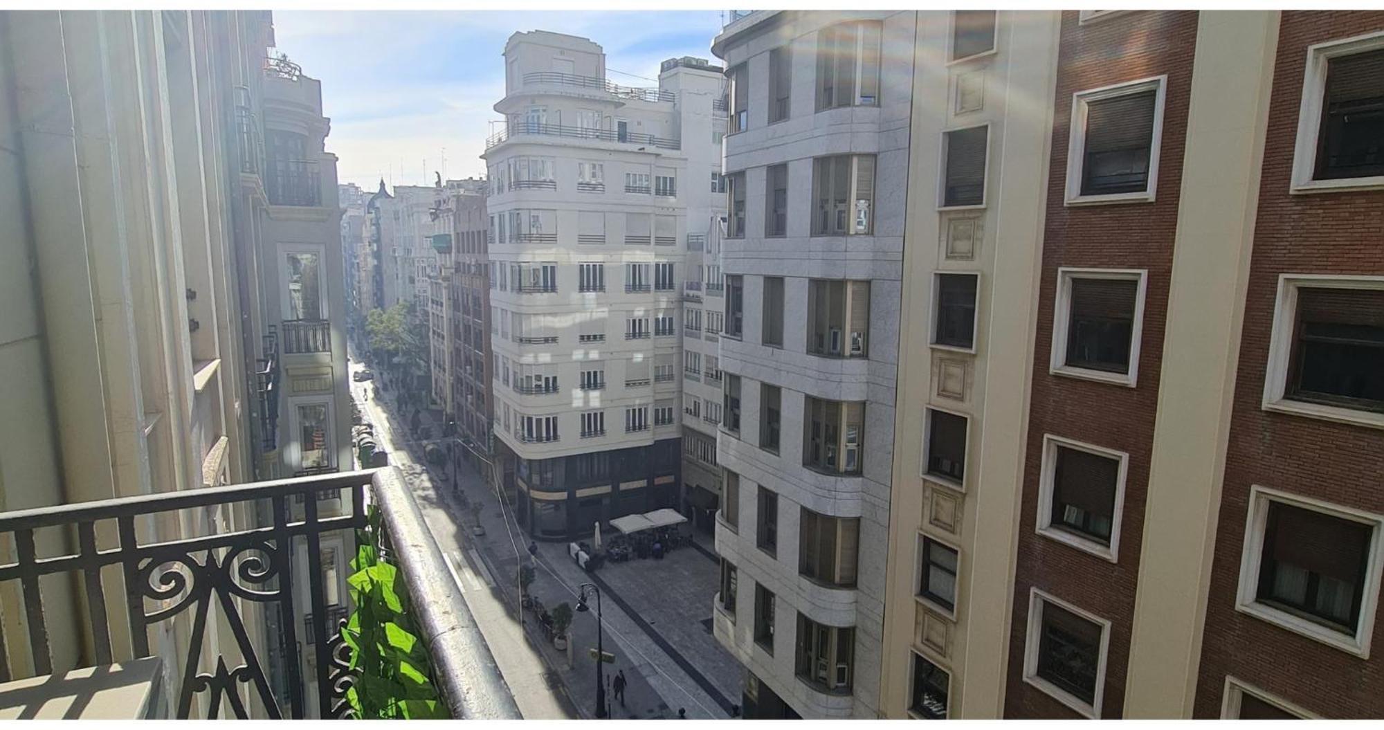 Plaza View — Photos 1